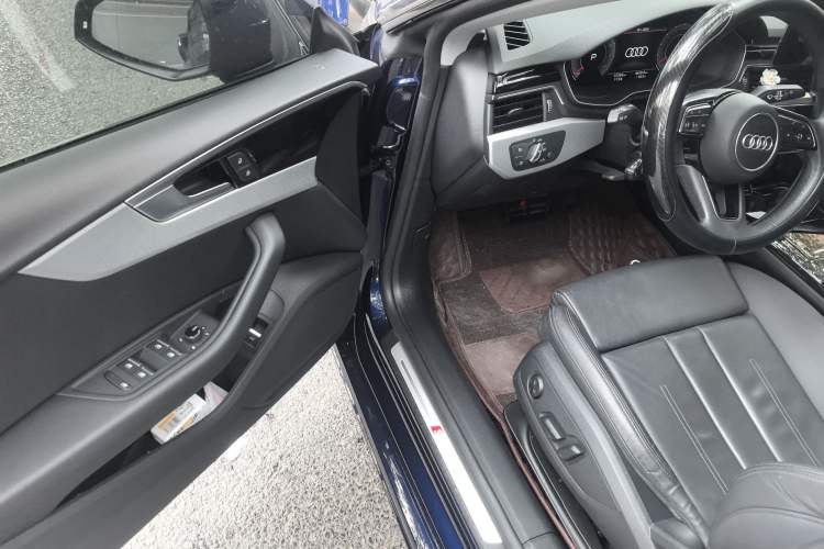 Used Audi A5 2022 Sportback 40 TFSI Fashionable and Dynamic Model Driver Seat