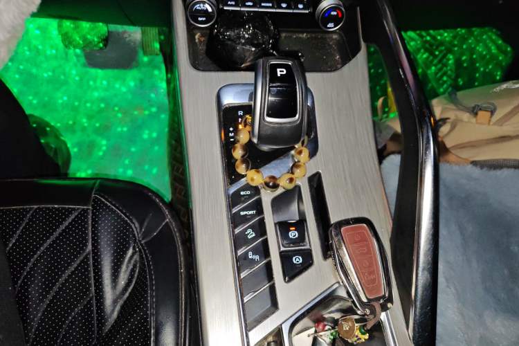 Used Geely Auto Coolray 2019 260T DCT Knight China V Standard