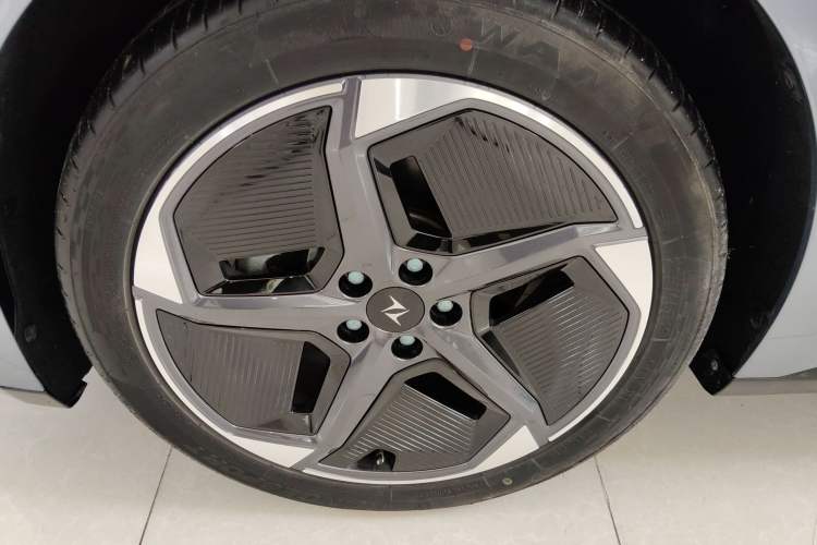 Used Dongfeng eπ eπ007 2024 530 Pro Version Exterior 4