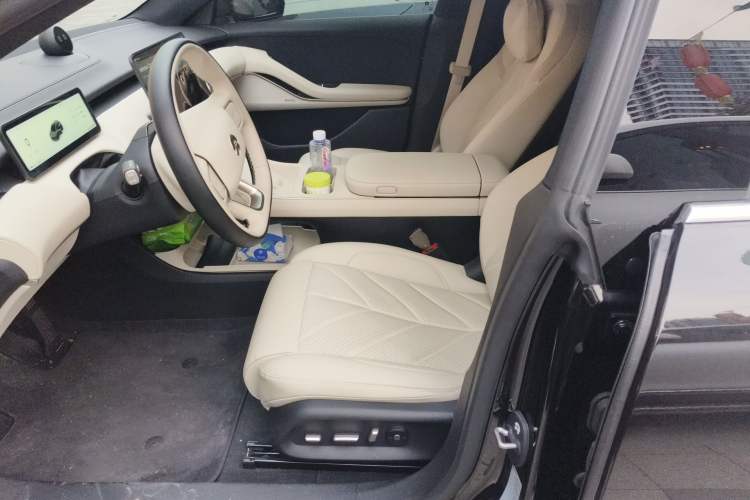 Used Nio ET5T 2025 75 kWh Touring