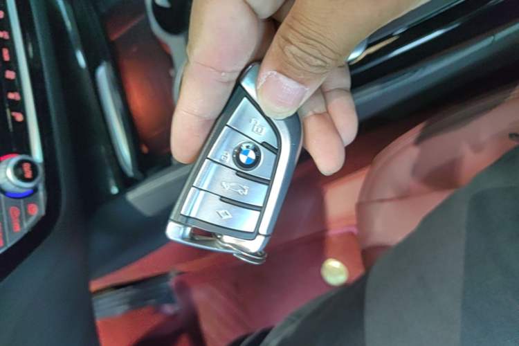 Used BMW 5 Series 2020 530Li Leading Model M Sport Package Vehicle Key