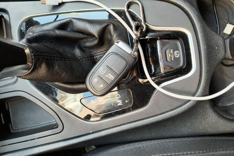 Used Jeep Cherokee 2019 2.0T 2WD Enjoyment Edition China V