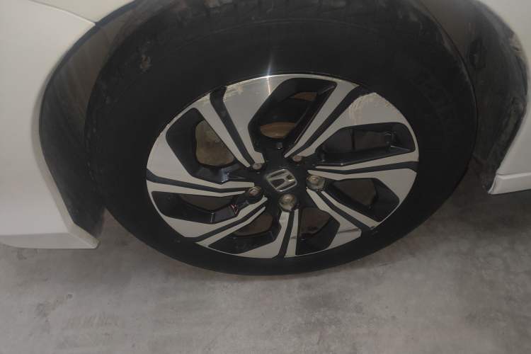 Used Honda Crider 2016 1.8L CVT Luxury Edition Exterior 1