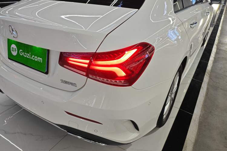 Used Mercedes-Benz A-Class 2021 A 200 L Sport Sedan Fashion Model