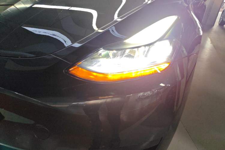 Used Tesla Model Y 2024 Rear-Wheel-Drive Version