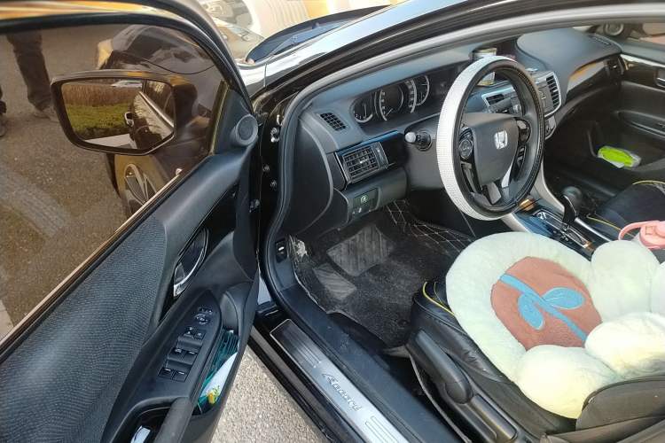 Used Honda Accord 2016 2.0L Comfort Edition
