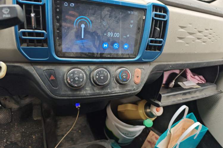 Used Dongfeng Xiaokang EC36II 2023 Chongqing Innovision 38.64 kWh Audio And AC Panel