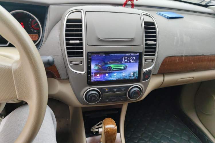 Used Nissan Sylphy 2009 1.6XE Automatic Comfort Edition Audio And AC Panel