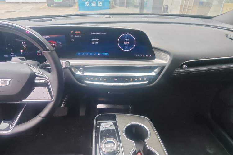 Used Cadillac LYRIQ 2022 Rear-Drive Long-Range Luxury Edition
