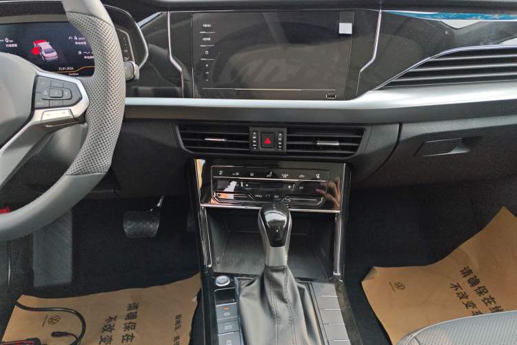 Used Volkswagen Passat 2026 Model, Outstanding 380TSI Xingkong Longteng Edition
