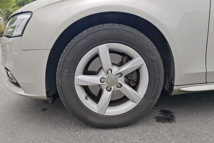 Used Audi A4L 2015 35 TFSI Automatic Standard Model
