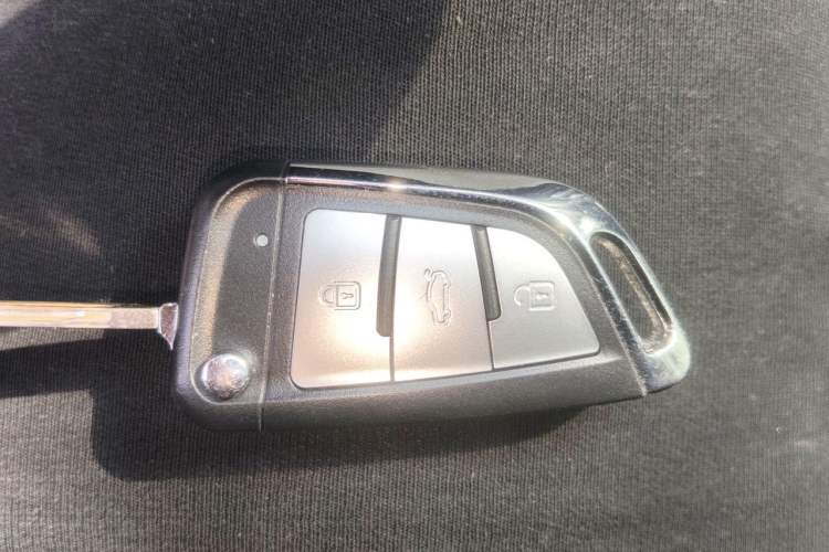 Used Citroen C4L 2015 1.8L Automatic Luxury Edition
