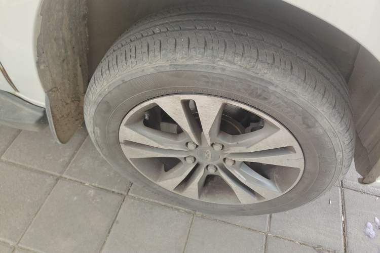 Used Chery Tiggo 3 2014 1.6L Manual Zhishang Edition Right Front Wheel Hub
