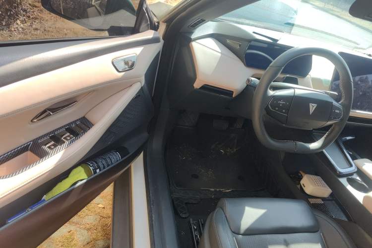 Used Deepal SL03 2022 1.5L 1200 Extended-Range Version Driver Seat