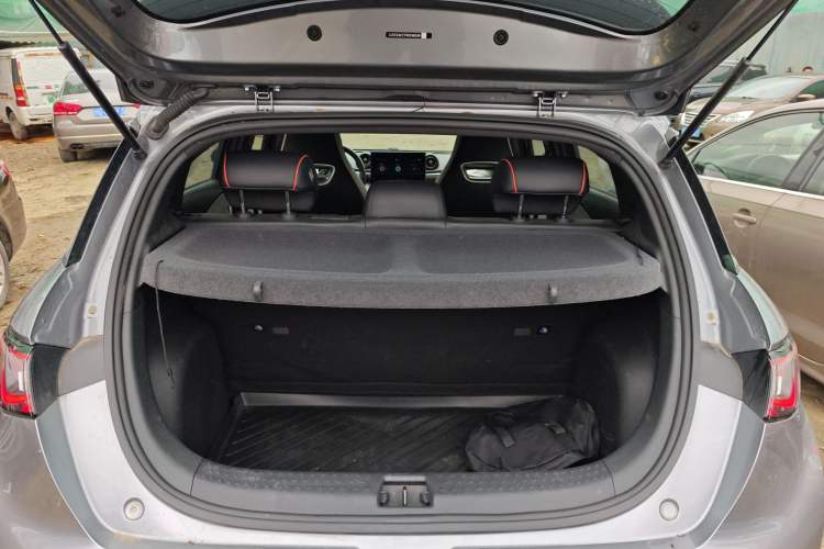 Used BYD Dolphin 2021 405 km Fashion Edition Trunk