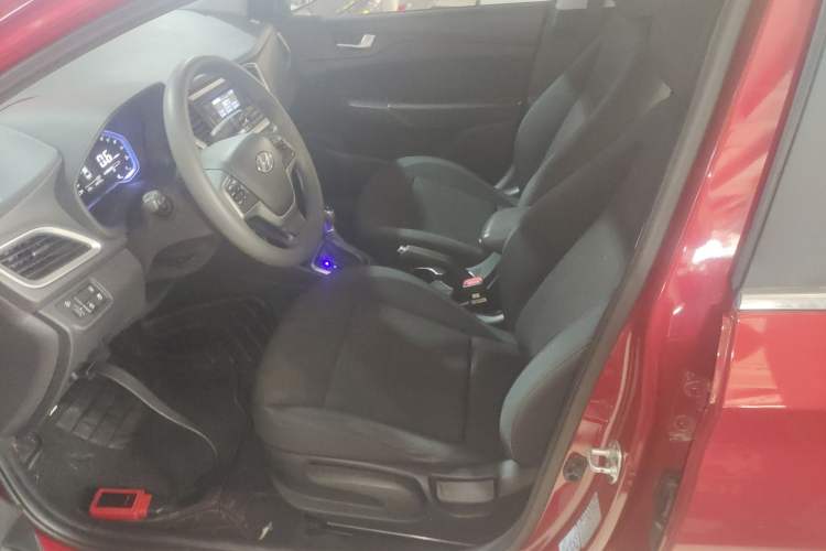 Used Hyundai Verna (new generation) 2020 1.4L CVT GLS Cool Edition Left Front Seat