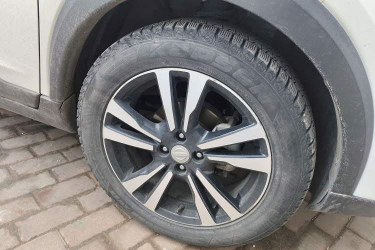 Used Nissan Kicks 2017 1.5L CVT Smart Drive Edition Exterior 1