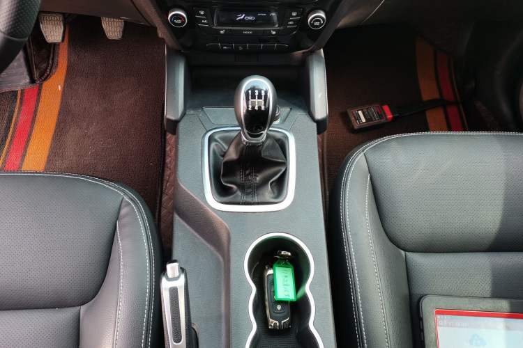 Used Geely Auto Vision X6 2016 1.8L Manual Luxury Model