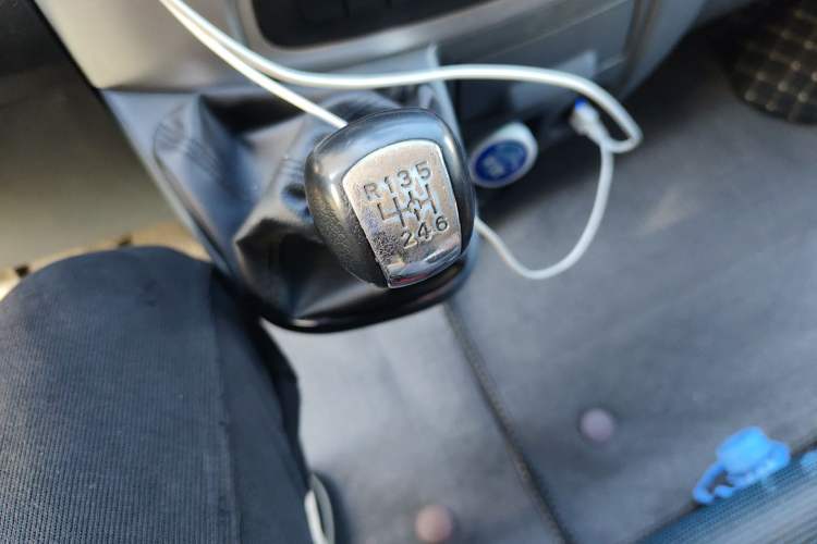 Used Dongfeng Yufeng  Gear Lever