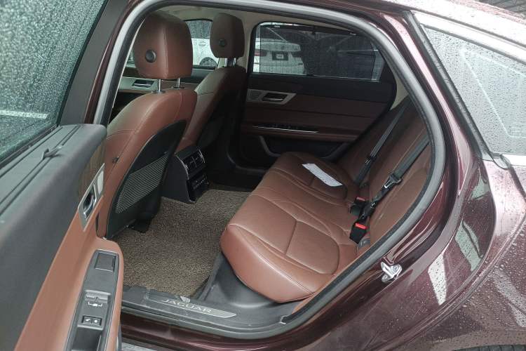 Used Jaguar XFL 2018 XFL 2.0T 250 PS Luxury Edition