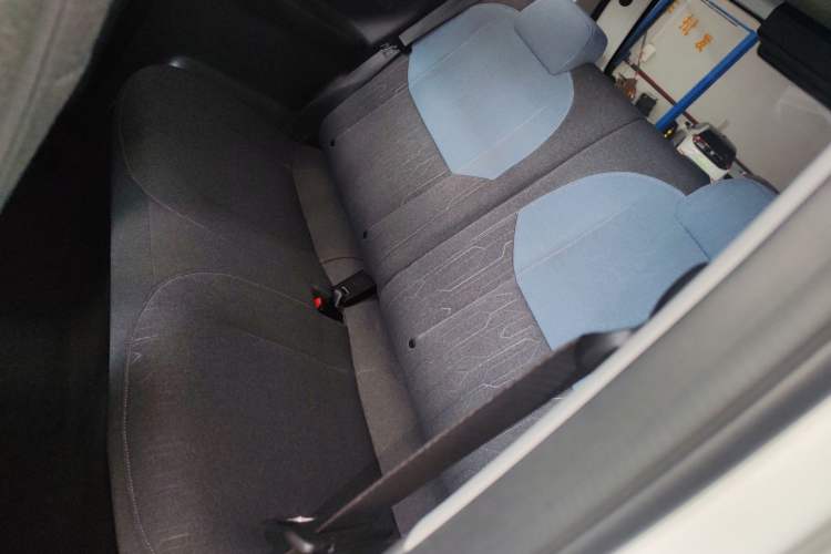 Used Geely Galaxy Panda 2023 Panda Mini 200km Endurance Bear
