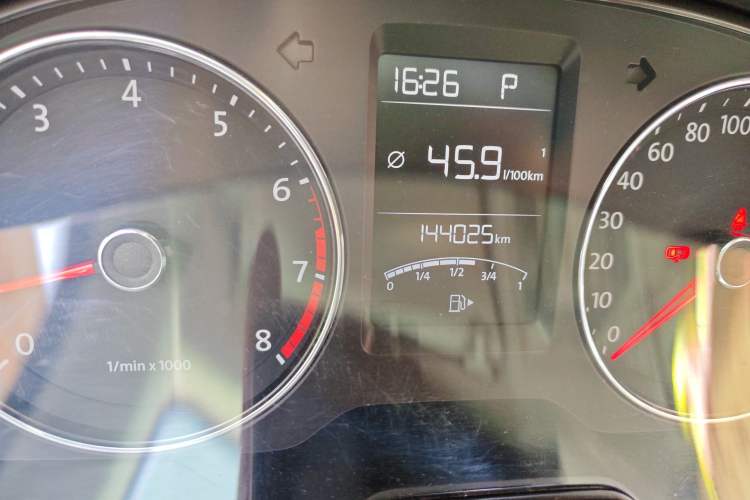 Used Volkswagen Gran Lavida 2013 1.6L Automatic Comfort Model