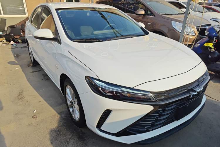 Used Chevrolet Monza 2023 1.5L Dual-Clutch Enjoyment Edition Front Right 45 Deg