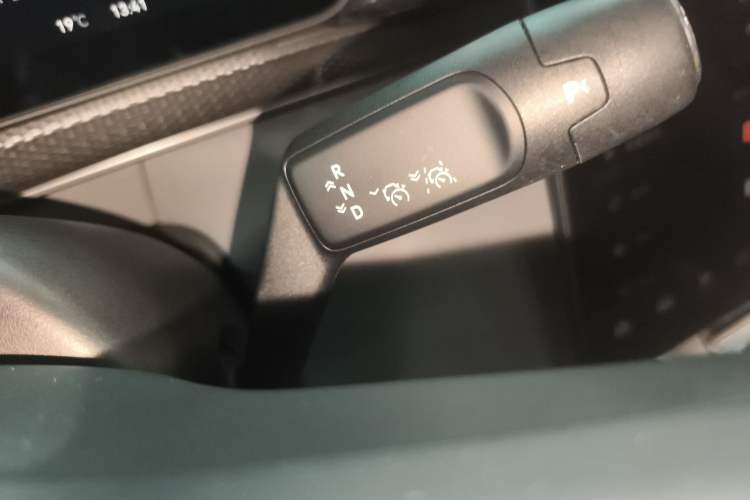 Used Zeekr 7X 2025 75 kWh Rear-Wheel Drive Intelligent Driving Version Gear Lever