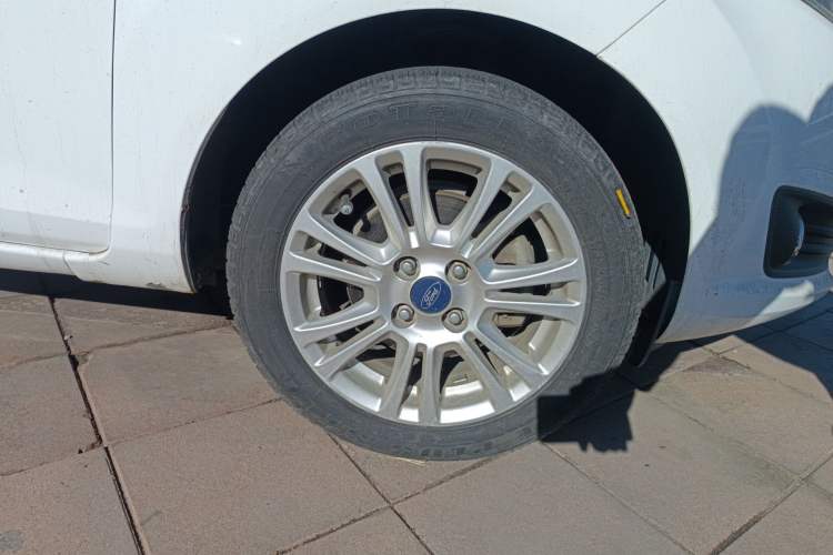 Used Ford Fiesta 2013 Hatchback 1.5L Automatic Fashion Edition