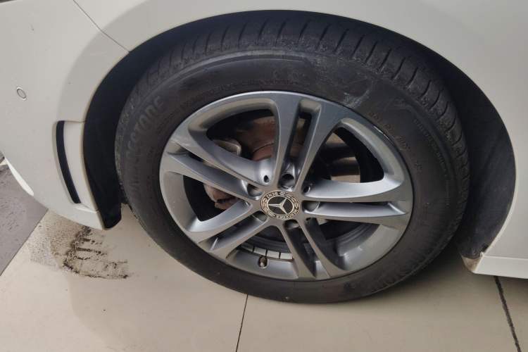 Used Mercedes-Benz A-Class 2021 A 180 L Sport Sedan Left Front Wheel Hub