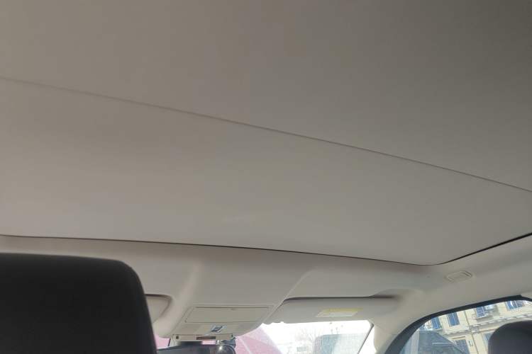 Used Land Rover Range Rover Evoque 2015 2.0T Five-Door Zhiyao Edition
