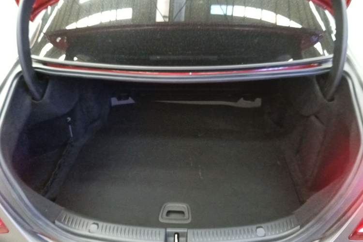 Used Mercedes-Benz E-Class 2017 E 200 L Sport 4MATIC
