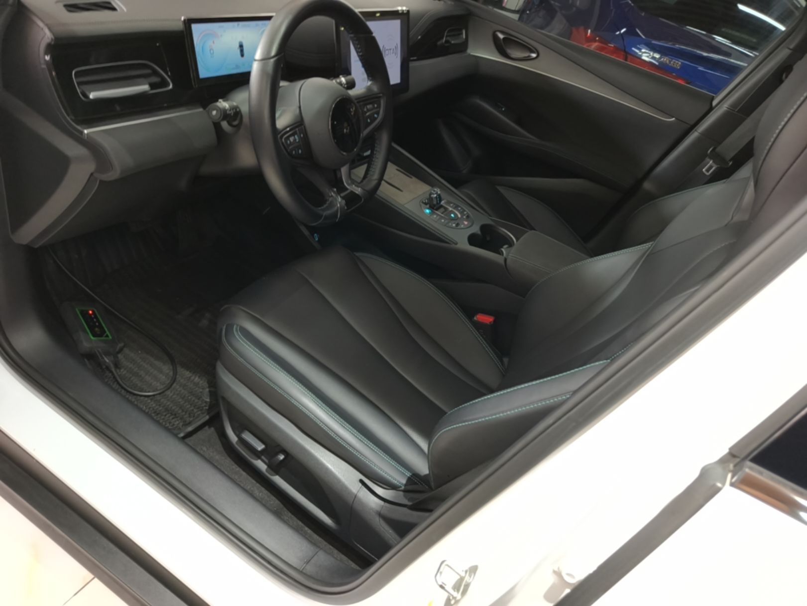 BYD Seal 06 New Energy 2024 DM-i 120KM Prestige Model — снимка 17