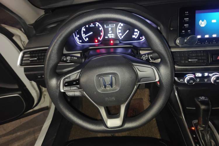 Used Honda Accord 2018 230TURBO Comfort Edition China VI Emission Standard Steering Wheel