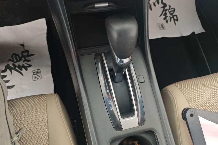 Used Honda Jade 2014 1.8L Automatic Comfort Elite Version 5 Seats
