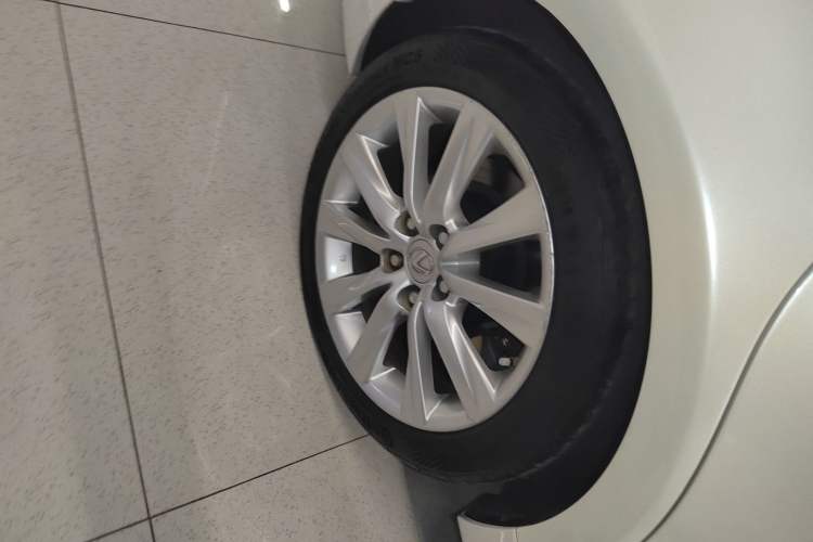 Used Lexus IS 2015 200T Fēngshàng Edition