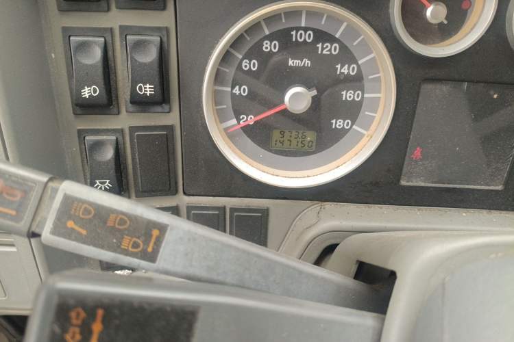 Used Iveco Daily 2014 2.5T-A35 NJ6484ACM47Z4 Odometer Close Up