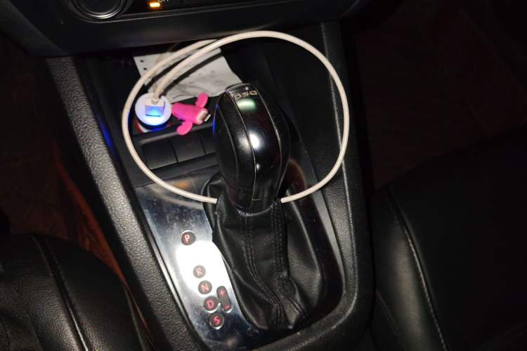 Used Volkswagen Sagitar 2012 1.4TSI Automatic Luxury Edition
