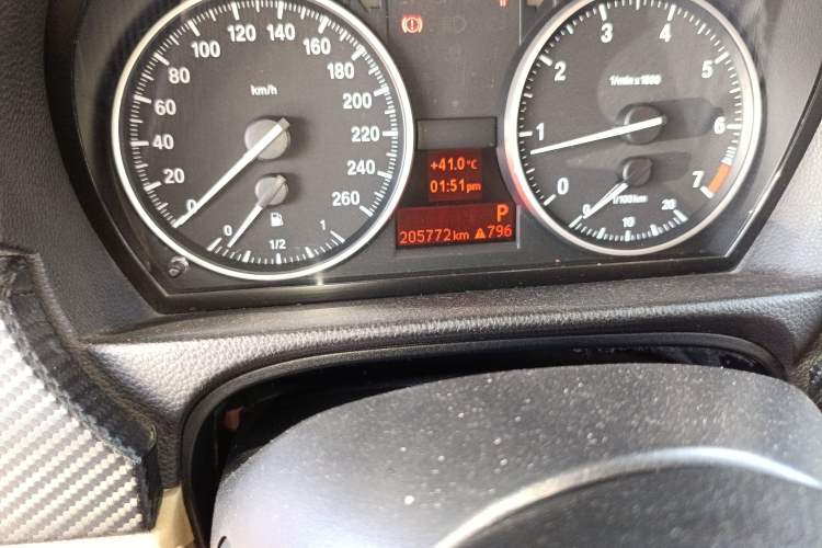 Used BMW 3 Series 2010 320i Luxury Model