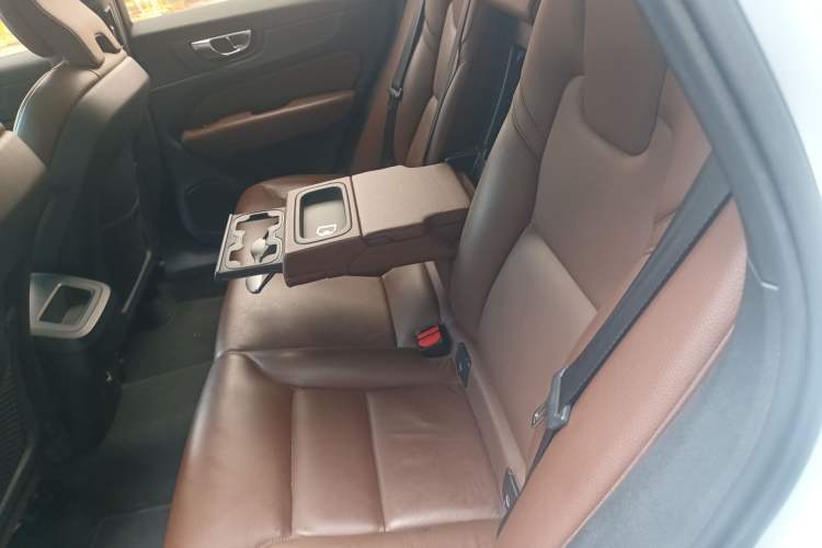 Used Volvo XC60 2020 T5 4x4 Zhiyi Luxury Edition
