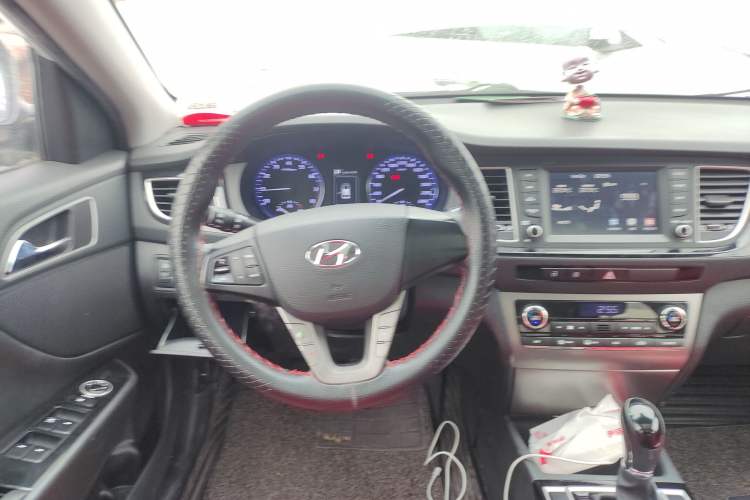 Used Hyundai Mistra 2016 1.8L Automatic Smart GLS
