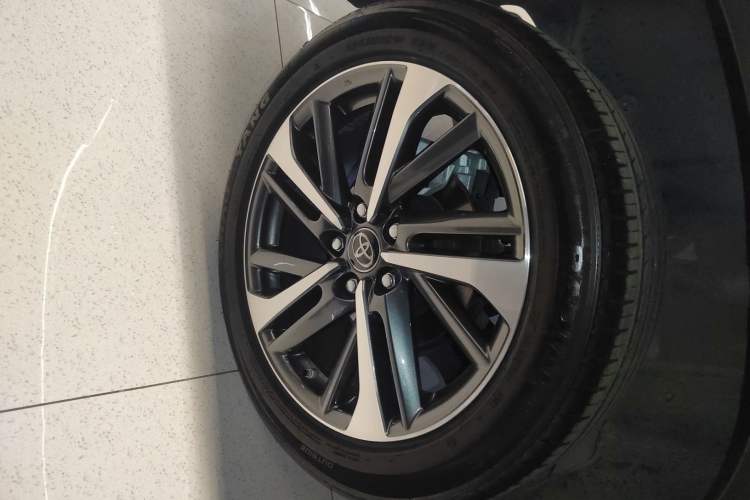 Used Toyota FRONTLANDER 2023 2.0L CVT Sport Edition
