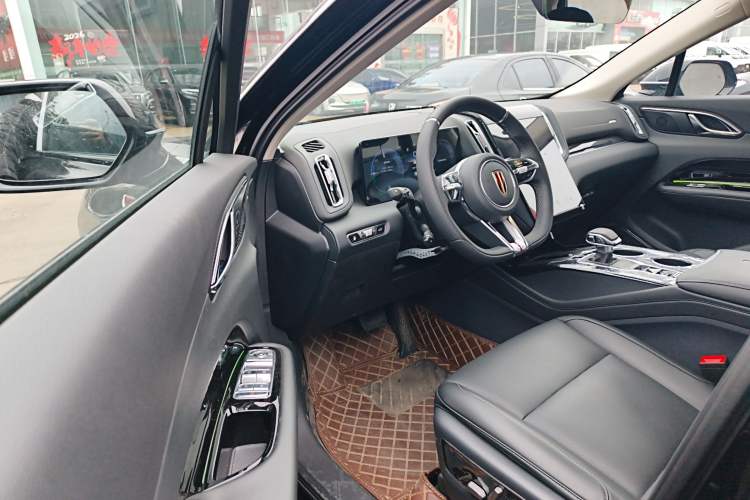 Used Hongqi HS3 PHEV 2025 Model 125km Jingwei 2 Millionth Anniversary Edition