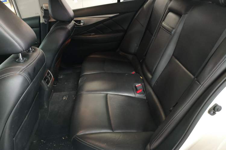 Used Infiniti Q50L 2018 2.0T Enjoyment Version China V Standard
