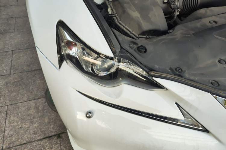 Used Lexus IS 2015 200t F SPORT