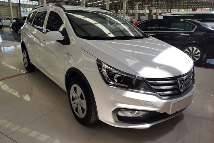 Used Baojun 310W 2017 1.5L Manual Comfort Version China VI Emission Standard