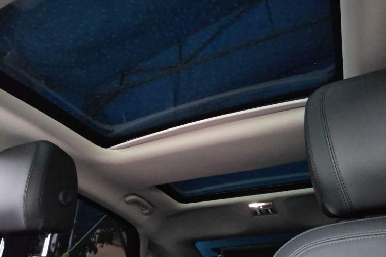 Used Jaguar XFL 2021 XFL 2.0T P200 Two-Wheel-Drive Elite Luxury Edition Headliner