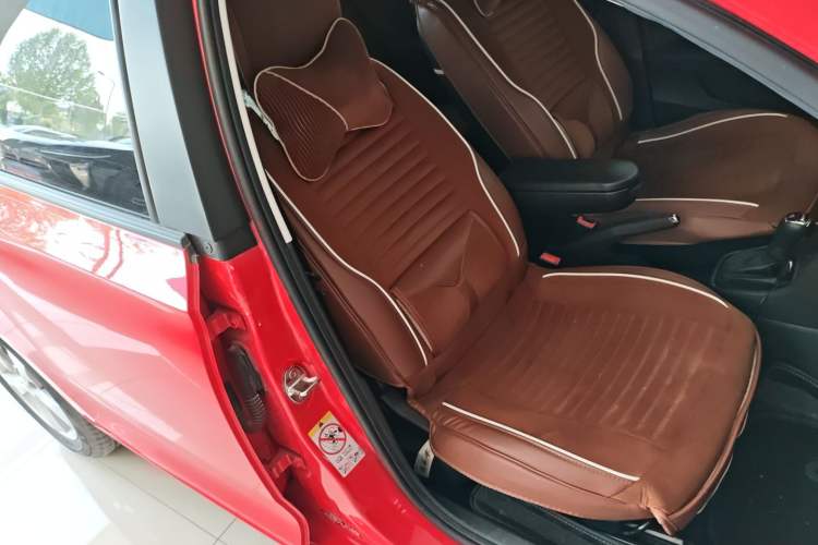 Used Skoda Rapid Spaceback 2014 1.6L Automatic Enjoyment Edition Right Front Seat