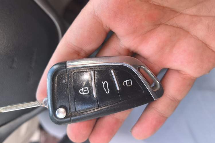 Used Chery Arrizo 3 2015 1.5L Manual - Cool Edition
