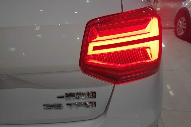 Used Audi Q2L 2021 35 TFSI Progressive Dynamic Edition
